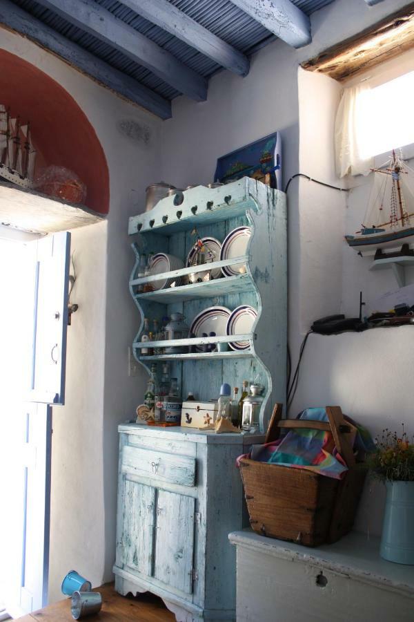 Traditional Medieval Stone House In "Ano Syros" ภายนอก รูปภาพ